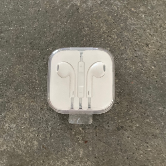 Apple earbuds - Picture 1 of 2